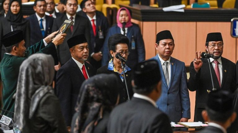 Ijazah SMA Gibran Jadi Sorotan Panas